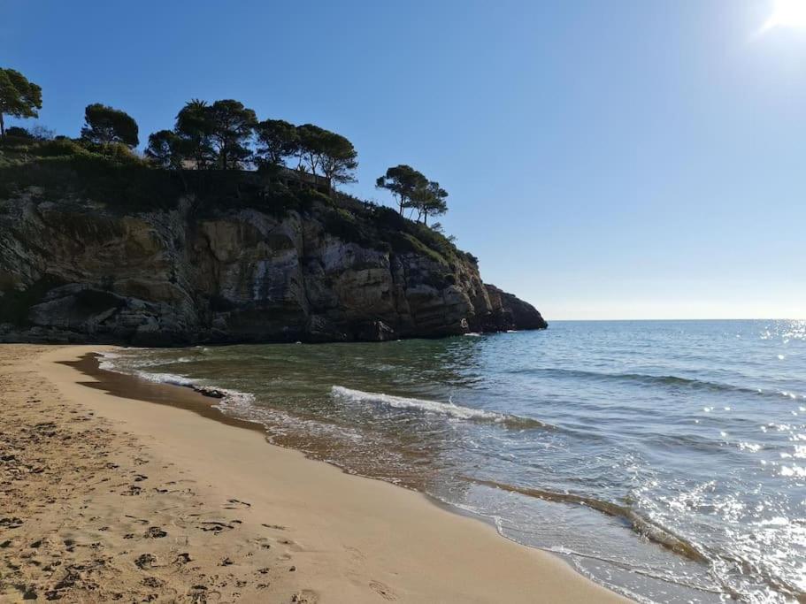 Апартаменты Cal Indigo - Unique Flat In Cap Salou - Mind & Feet In Water Экстерьер фото
